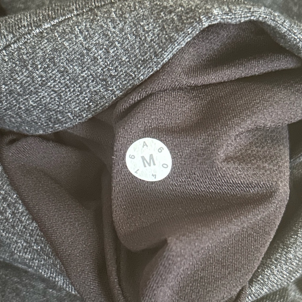 Lululemon Men’s Sweatpants - Picture 7 of 7
